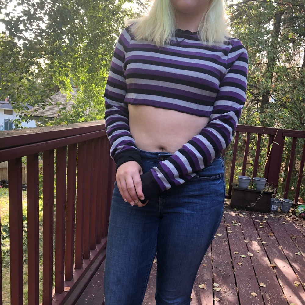 Tony hawk cropped striped long sleeve